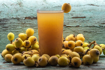 Yellow loquat juice