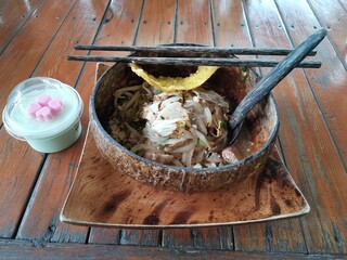 chocolate mousse dessert