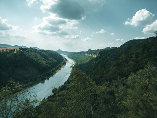 Elbe - Sächsische Schweiz - Blick von der Bastei Brücke 