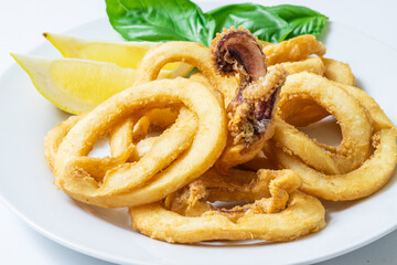deep fried calamari rings