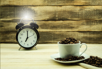 Fototapeta na wymiar Clock showing seven o'clock in the morning