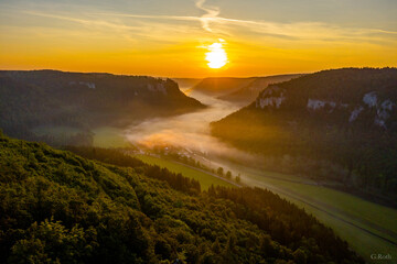 Sonnenaufgang im Donautal 