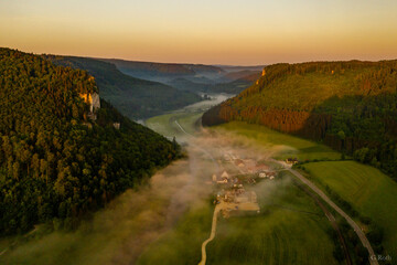 Sonnenaufgang im Donautal 