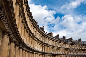 Curved terrace of Georgian Town houses in The Circus © Mathieu