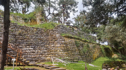 Fototapeta na wymiar ruins of kuelap fortress in chachapoyas peru turistic place