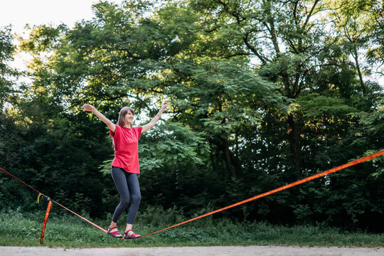 Slackline Images – Browse 9,698 Stock Photos, Vectors, and Video | Adobe  Stock