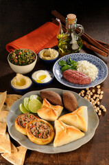 Seleção de pratos libaneses