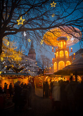 Fototapeta premium The Christmas Market At Munich - Christmas Pyramid