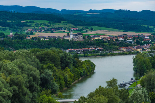 Blick auf Emmersdorf bei Melk an der Donau