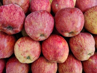 apples