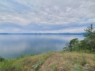 Obraz premium outdoor space. clean lake, beautiful landscape