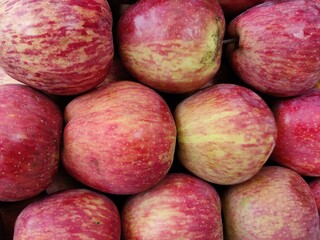 apples