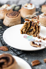 Cinnamon rolls with walnuts and cream cheese 