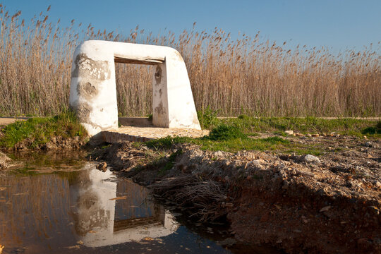 Portales de Feixa y canales de riego de origen musulman. Prat de Ses Monges.Ibiza.Balearic islands.Spain.