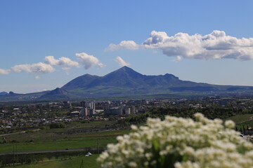 Fototapeta na wymiar Beautiful nature, view of the mountain. A panoramic shot.