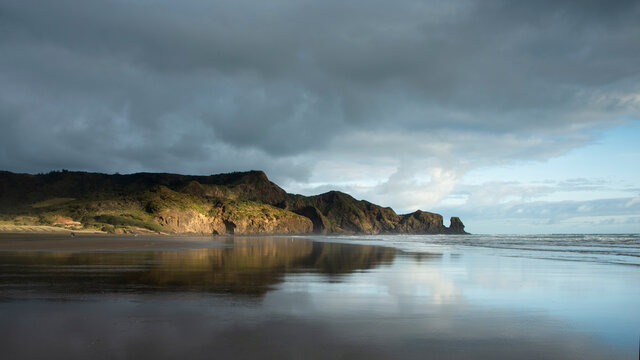 Stormy clouds over Bethells beach, Waitakere, Auckland