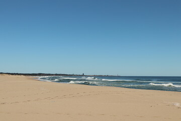Sandy stretch between the lagoon and the sea