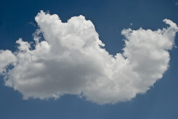 blue sky and white cloud