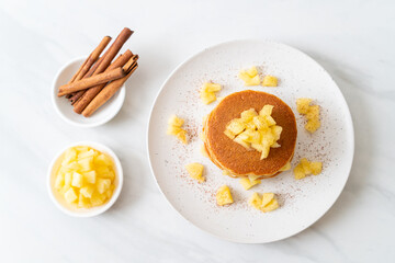 apple pancake or apple crepe