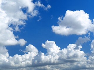 東京の夏空と雲