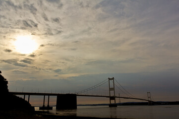 Fototapeta na wymiar sunset over the bridge