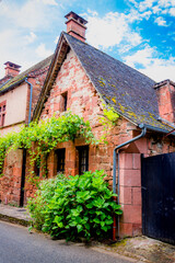 Dans les rues de Collonges-la-Rouge