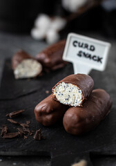 Cottage cheese bars with poppy seeds 