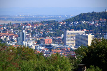 Fototapeta na wymiar Blick auf die Stadt Leonberg im Landkreis Böblingen