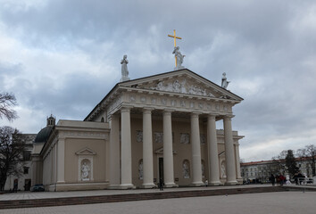 Fototapeta na wymiar 12-19-2019. Vilnius, Lithuania. View of the Cathedral. Lithuania, Vilnius.
