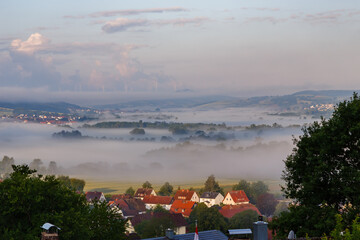 Kohlhausen, Bad Hersfeld. Morgennebel über dem Fuldatal, Blickrichtung Alte Fulda bei Asbach....