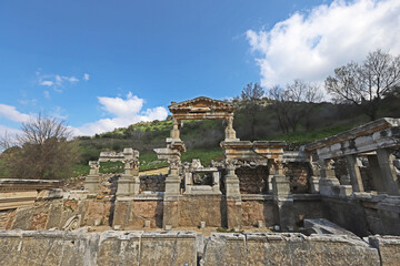 Fototapeta na wymiar Turkey / Izmir / Selcuk 27 February 2019 Images from the ancient city of Ephesus from the Roman period.