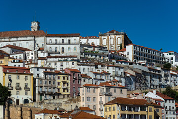 Fototapeta na wymiar Vista general de Coimbra en Portugal