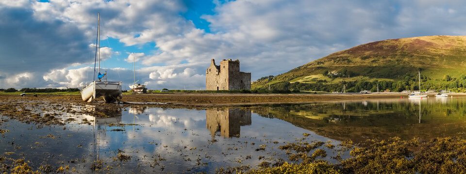 Lochranza Castle Panorama