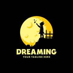 Kids dream in the moon logo