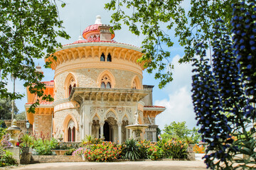 Lovely romantic palace and park ensemble in Sintra, Portugal - Montserrat Palace