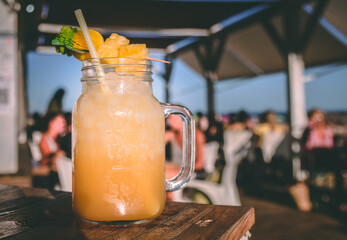 Cocktail en chiringuito.