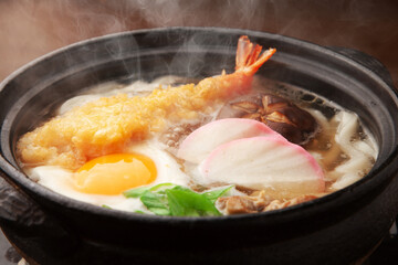 鍋焼きうどん