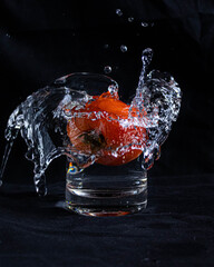droping tomato