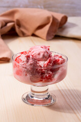 strawberry ice cream