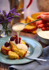 Lemon Cake with Greek Yogurt 