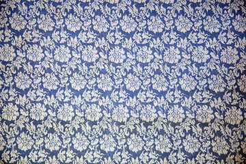 wallpaper with white flowers on a blue background