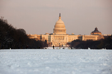 Facade of a government building, Capitol Building, Washington DC, USA 
