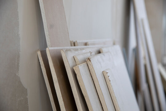 Reste von Rigipsplatten