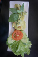 Green curry with grill salmon