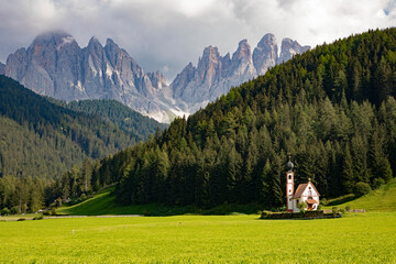 Fototapeta na wymiar Small church of San Giovanni in Ranui, South Tyrol, Italy
