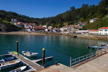 Fototapeta na wymiar Fishing and tourist town on the coast of Asturias. Tazones, Spain 