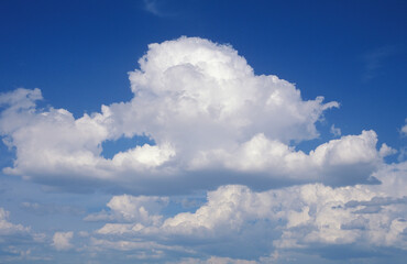 Naklejka na ściany i meble Clouds in the sky 