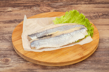 Herring fillet with salad leaves