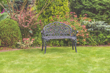 garden there is furniture for relaxing and meeting