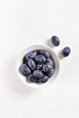 Plums in bowl